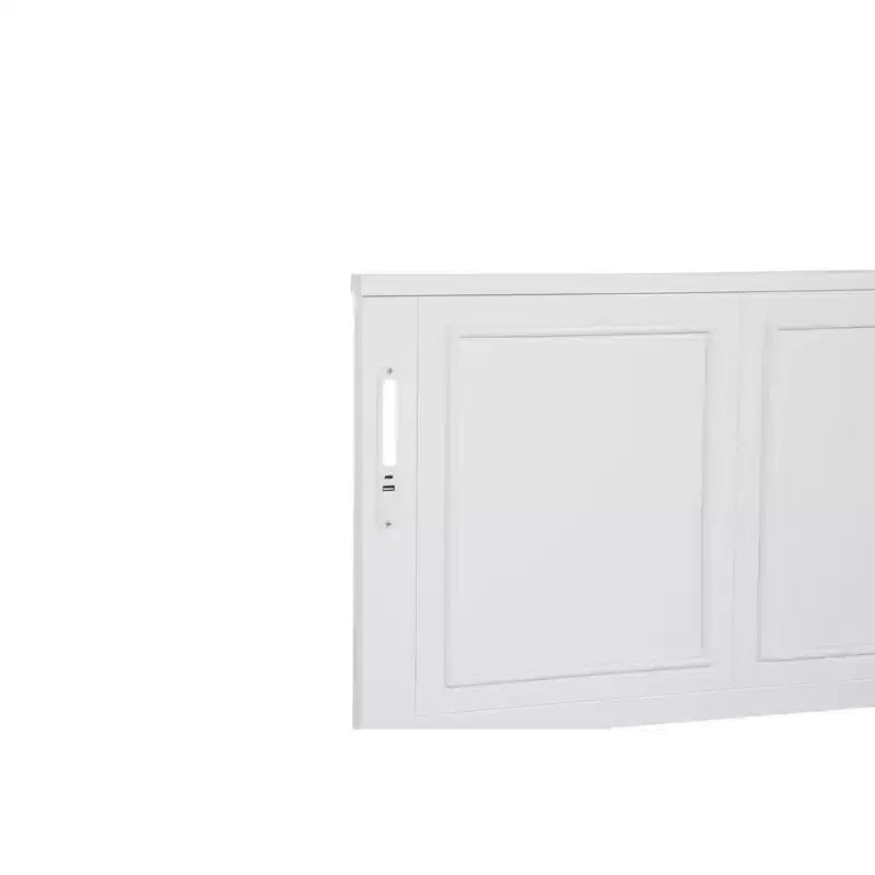 Letto moderno in legno con testiera, pediera e luci a pannello alto